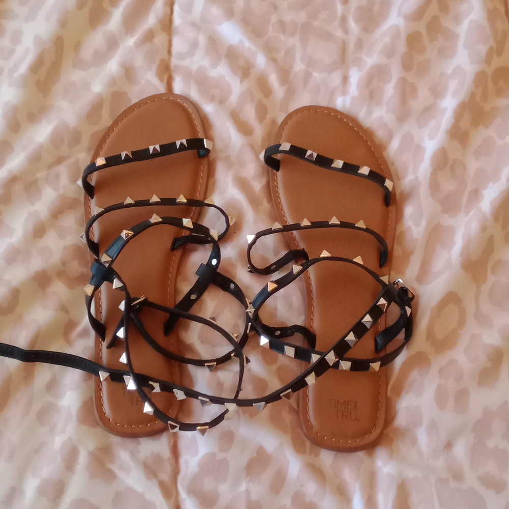 Time and Tru Sandals